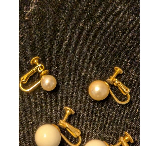 Three Pair Cream Theme Vintage Clip On & Screw On Earrings - Picture 2 of 6